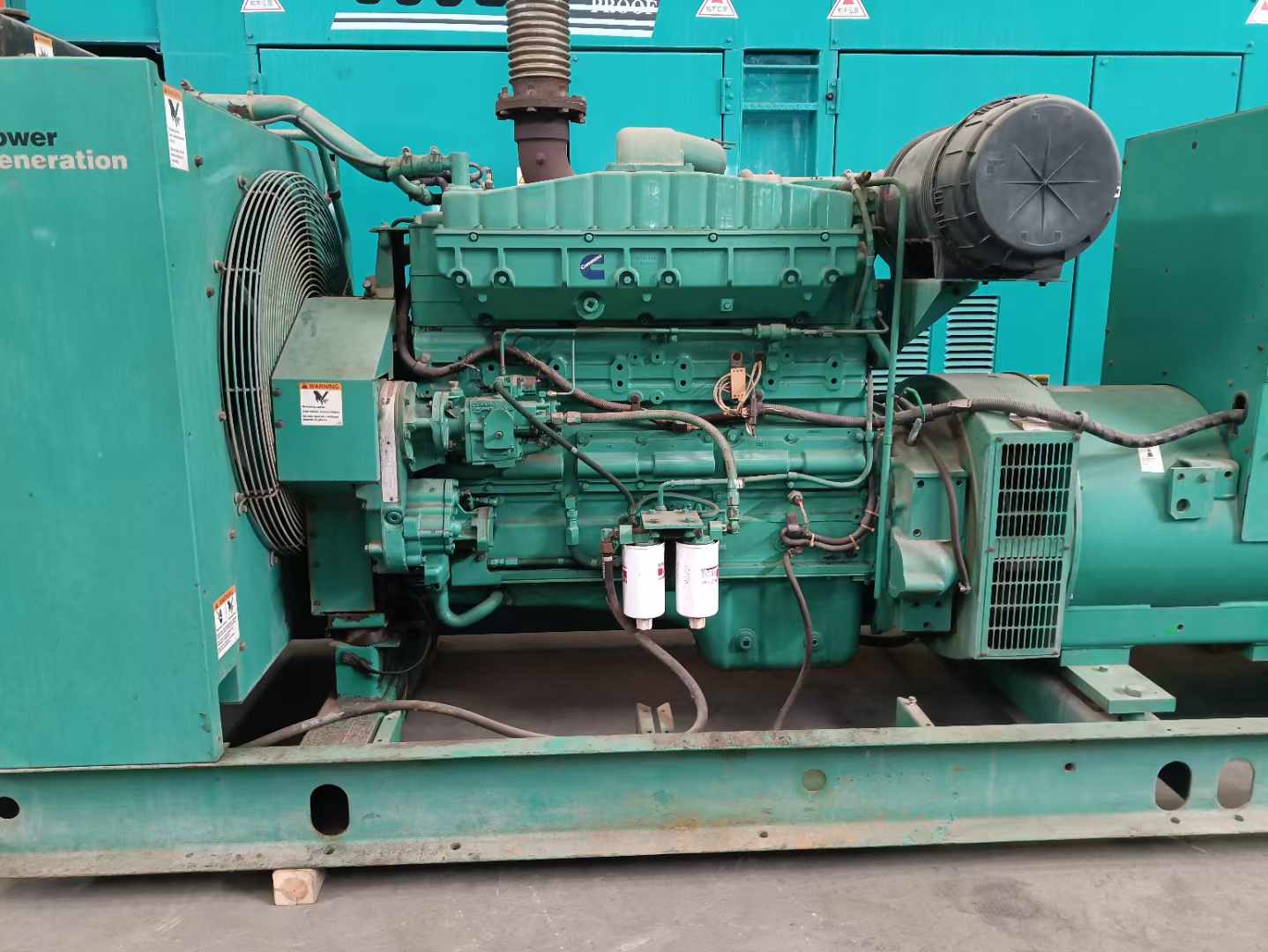 扎鲁特过载会对 600kW 柴油发电机组造成哪些损害？