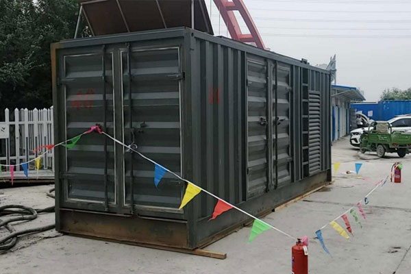 扎鲁特发电机租赁空气滤清器多久更换一次？