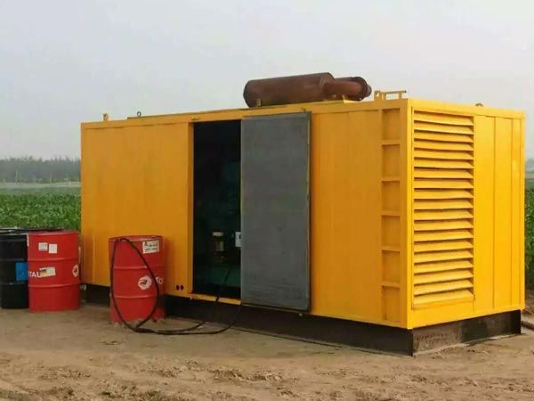 扎鲁特安装新的水冷式机油散热器密封件有哪些注意事项？